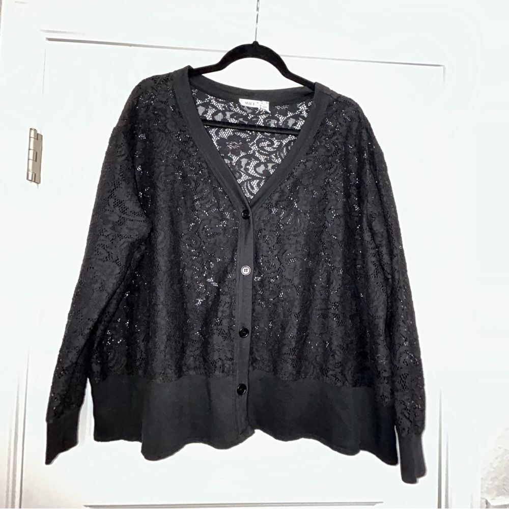 WILT Button Front Lace Cardigan Top - Picture 4 of 10